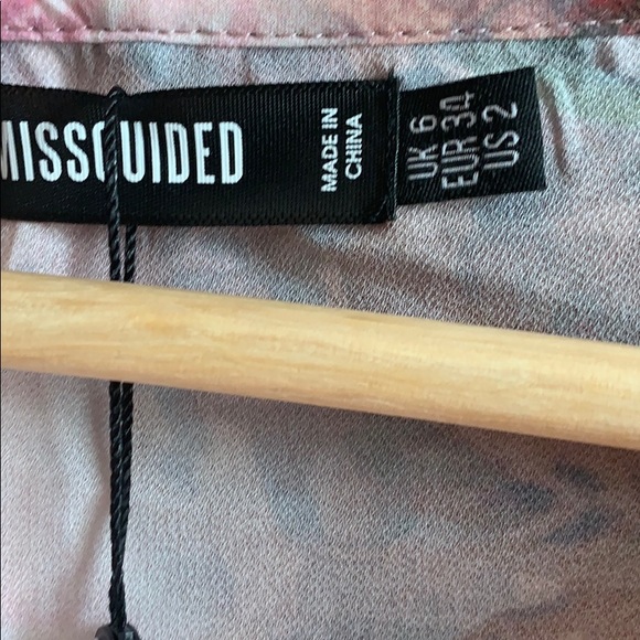 PINK FLORAL LEOPARD MILKMAID CROP TOP - Picture 4 of 5